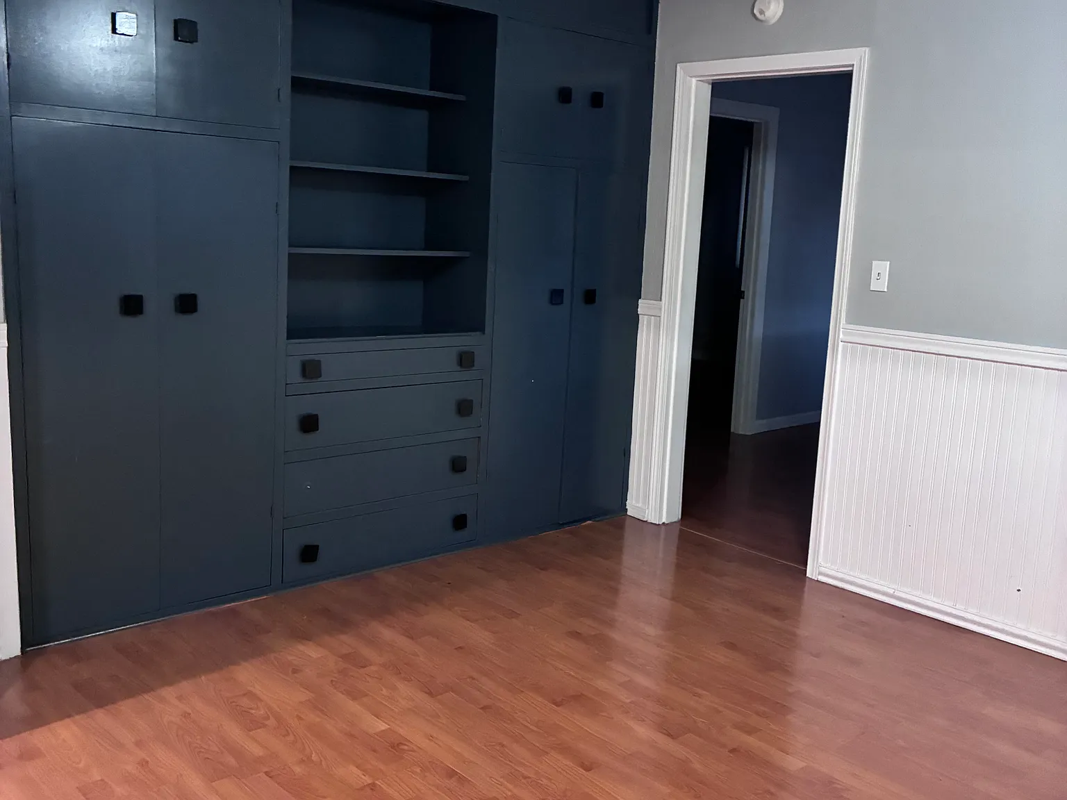 3 bed, 2.5 bath, 1417 sqft, $2,500 — Photo 3