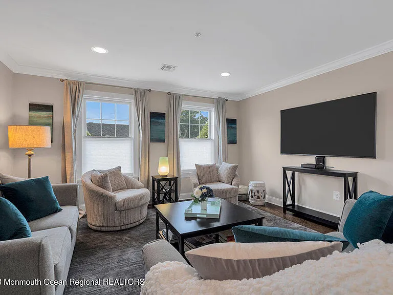 308 Morris Ave #A — Photo 12