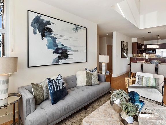 5th image of 690 Spruce St APT 202