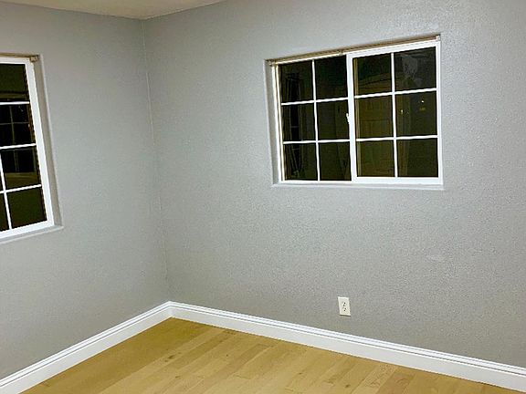 2nd image of 1713 Bush Ave