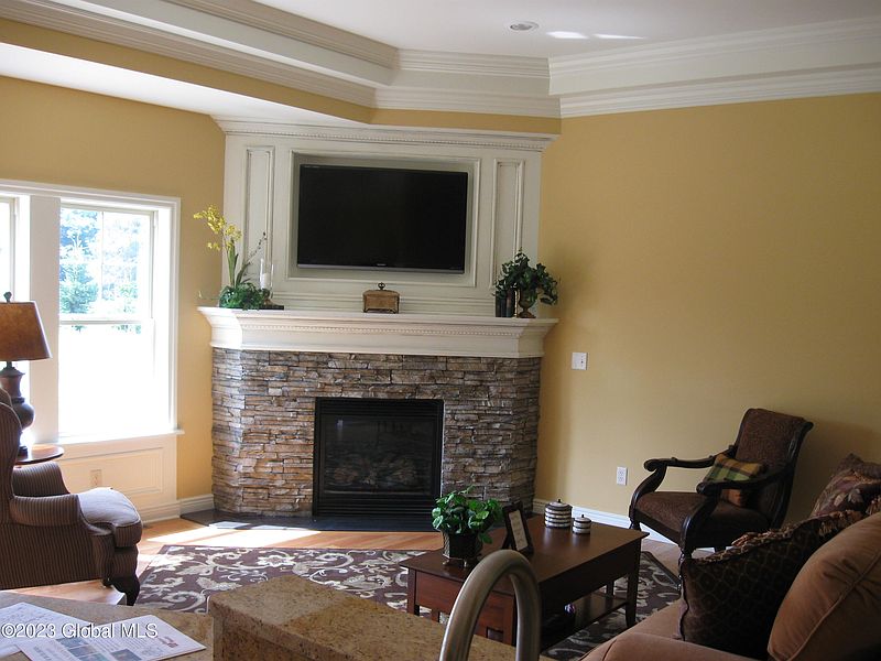4th image of 29 Revere Road