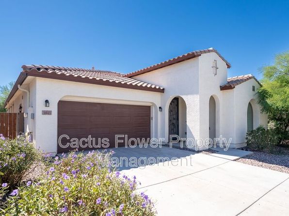 3943 E Ficus Way