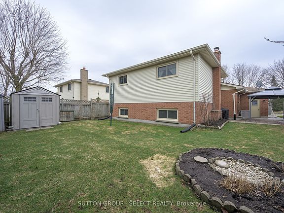 5th image of 56 Buchan Rd