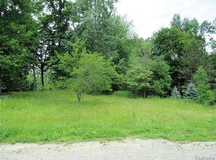 5158 Winchester Pass, Lapeer, MI 48446