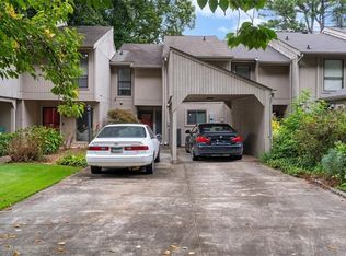 6207 Willow Run Rd, Peachtree Corners, GA 30092