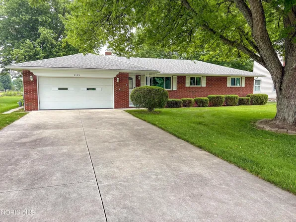 1113 S Lallendorf Rd, Oregon, OH 43616