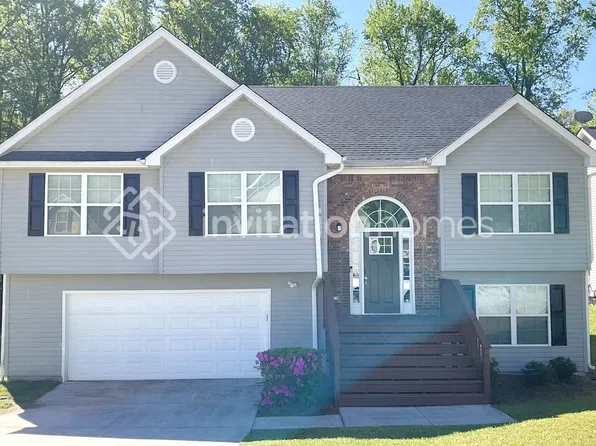 1613 Virgil Pond Ln, Loganville, GA 30052