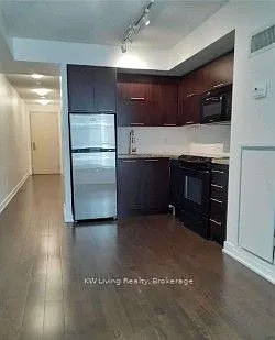 126 Simcoe St #606 — Photo 3