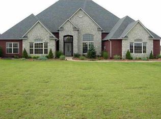 4000 SE 41st Pl, Moore, OK 73160