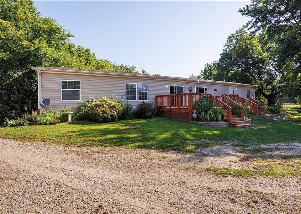 1st image of 599 Kanza Rd