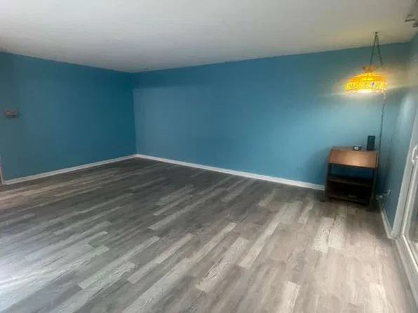 9622 Bianco Ter APT D, Des Plaines, IL 60016
