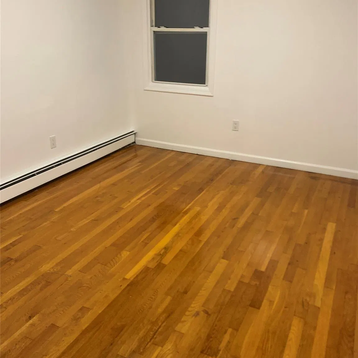 2 bed, 1.0 bath, 800 sqft, $3,000 — Photo 4