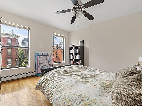 3rd image of 913 Fulton St Ste 3