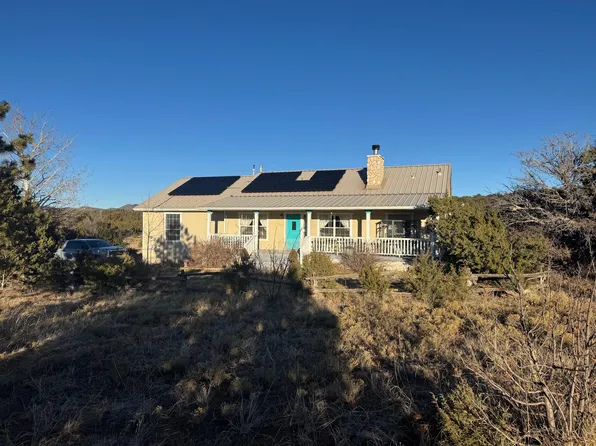 27 Kings Rd, Sandia Park, NM 87047