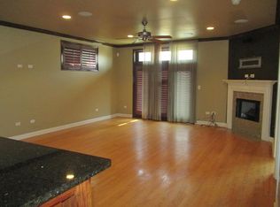 7237 S Merrill Ave #1F, Chicago, IL 60649