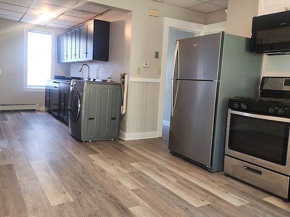 3rd image of 5 Cohasset St #1