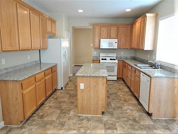2nd image of 4332 Pacific Crest Ave