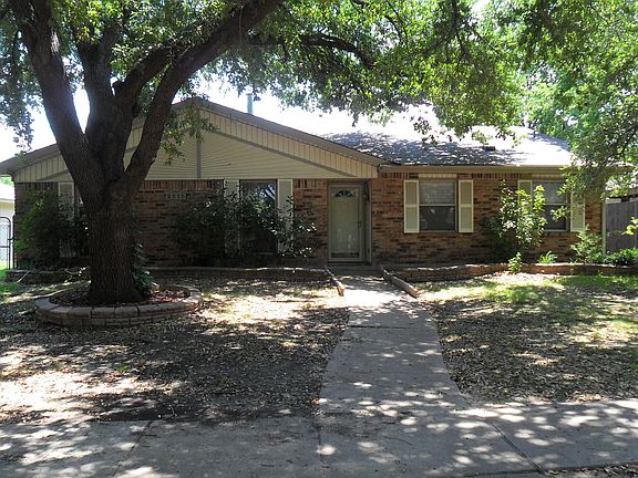 2nd image of 2513 Norway Dr