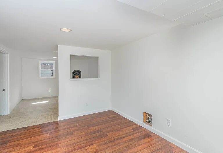 4814 36th Ave NE — Photo 7