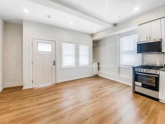 3rd image of 1044 Judah St #7