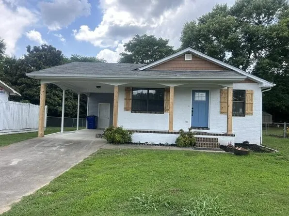 802 Cedar Dr SE, Cleveland, TN 37323