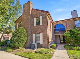 1001 Wellington Pl, Aberdeen, NJ 07747