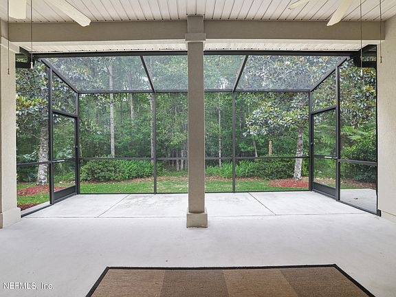 2nd image of 1456 Barrington Cir