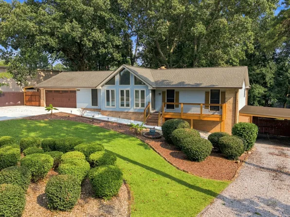 4328 Shady Dr, Lilburn, GA 30047