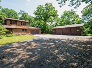 9147 Old Green Bay Rd, Pleasant Prairie, WI 53158