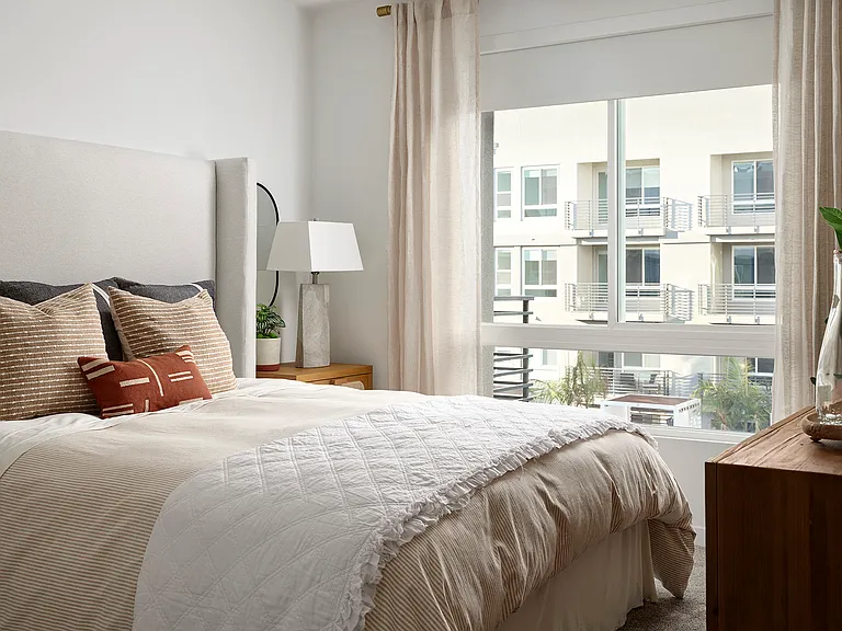 B500: 2 Bed, 2 Bath