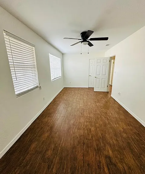 2211 Stanley St — Photo 12