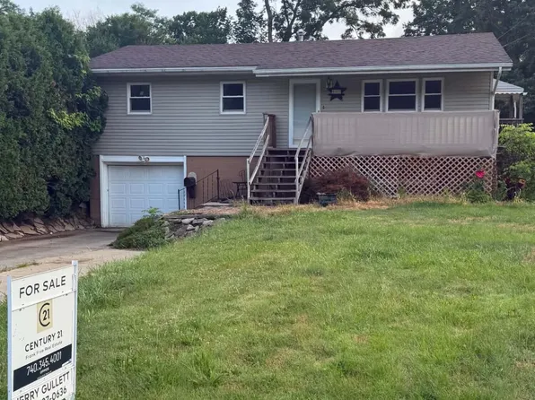 437 Brenda Dr, Mansfield, OH 44907