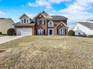 7842 Foxcroft Ln, Charlotte, NC 28213