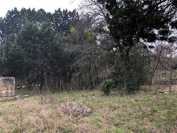 4th image of 6201 Yaupon Dr