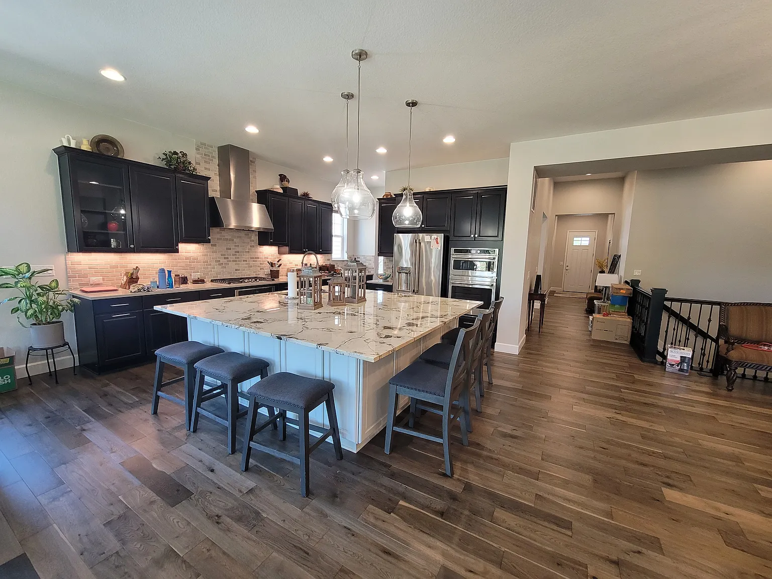 2 bed, 2685 sqft, $3,145 — Photo 3