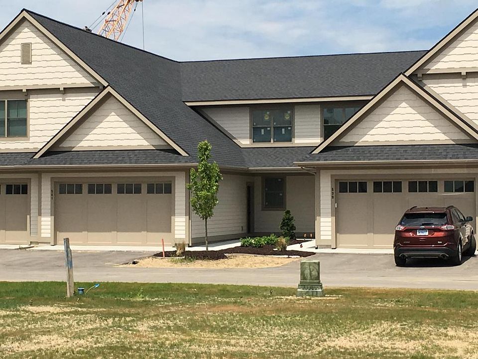 1st image of 541 Macatawa Ave #12