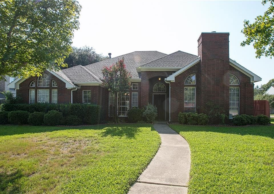 1st image of 1557 Fuqua Dr