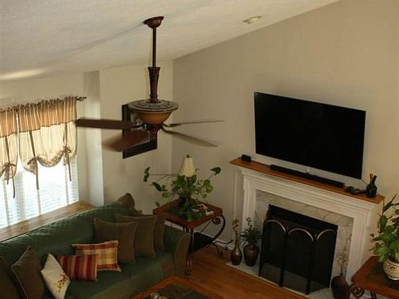 5th image of 1550 Thistlewood Cir