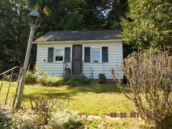 3rd image of 6247 Grace Ave