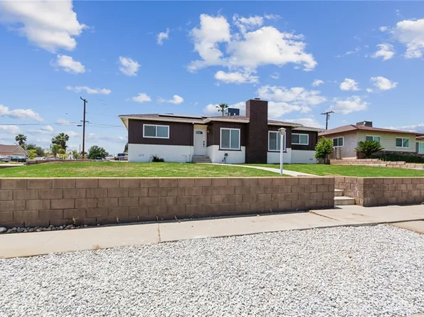 9856 Vine St, Bloomington, CA 92316