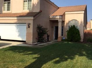726 Pinehurst Dr, Hemet, CA 92545