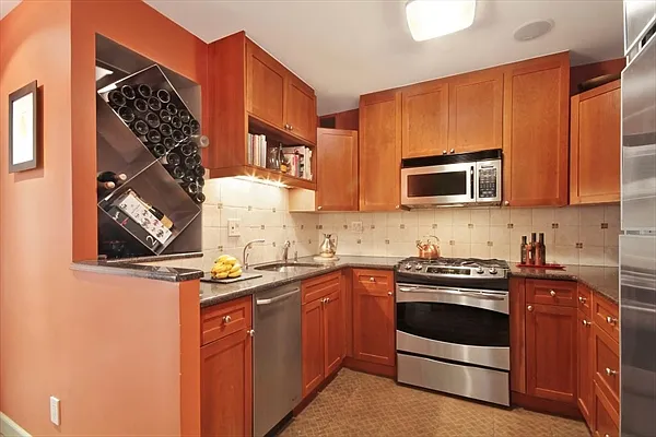 Sold by Citi Habitats | media 4