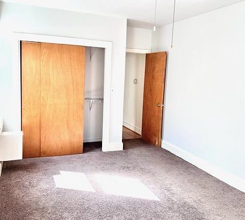 4th image of 315 Green St APT C