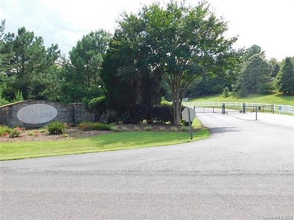 2nd image of 317 Gardner Point Dr Unit 6