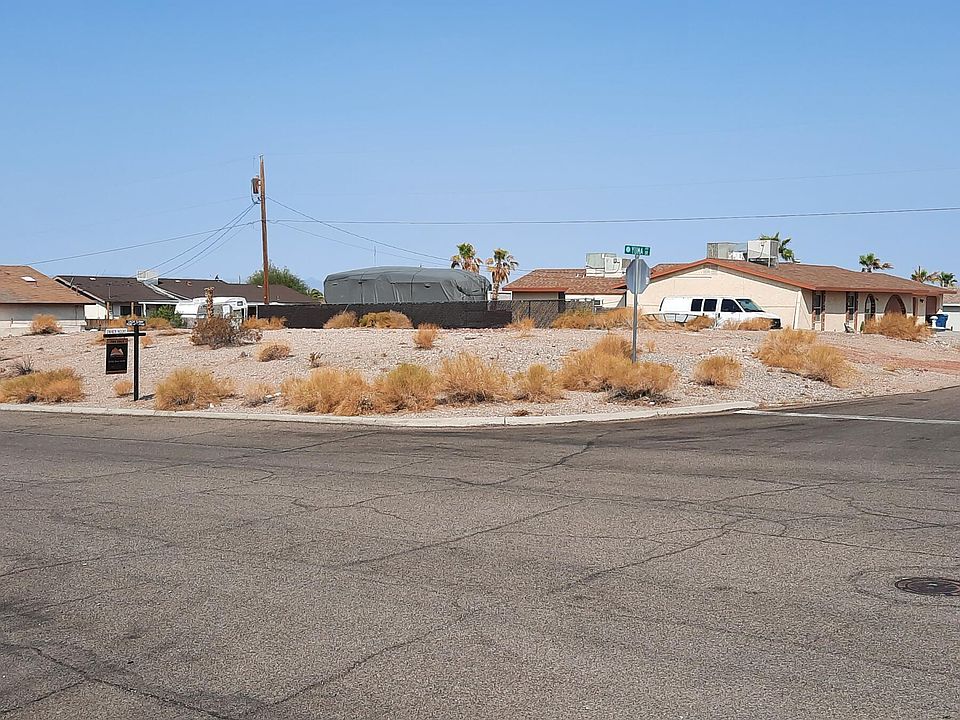 2nd image of 3000 Yuma Dr