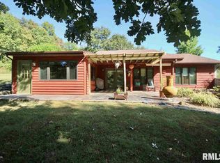 584 Pitts Rd, Makanda, IL 62958