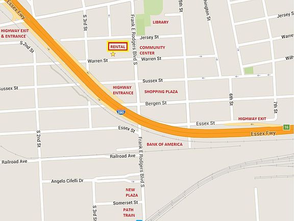 Building location, close to many public resources.