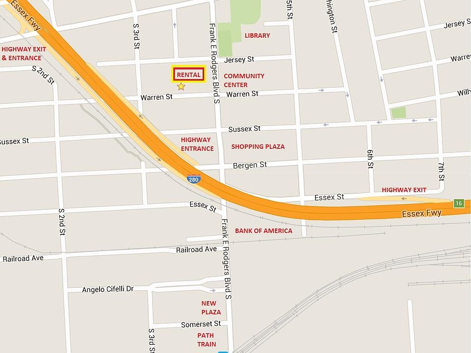 Building location, close to many public resources.