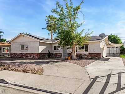 2013 Balzar Ave, North Las Vegas, NV, 89032