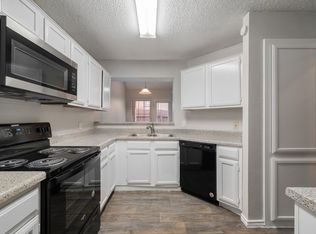 3921 Dover Dr, Garland, TX 75043